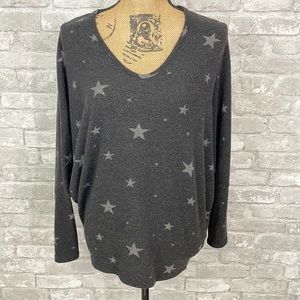 Enti Plush Star Vneck Top